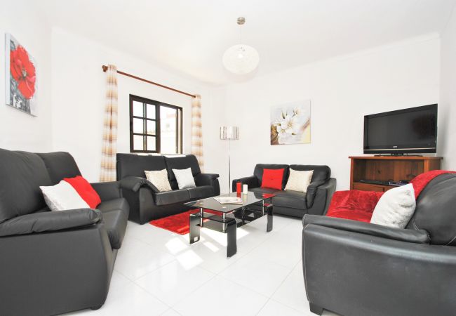 Villa Ibiza (Albufeira) Villa Ibiza (Albufeira)