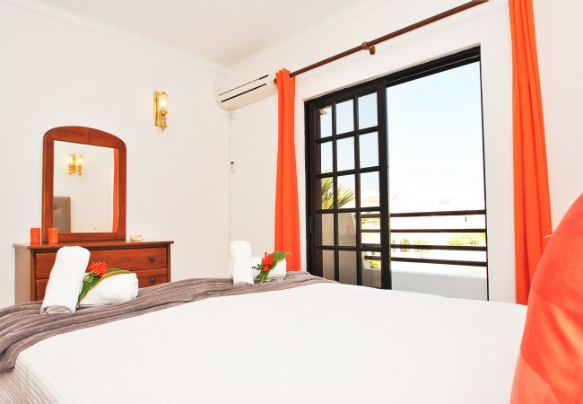 Villa Ibiza (Albufeira) Villa Ibiza (Albufeira)