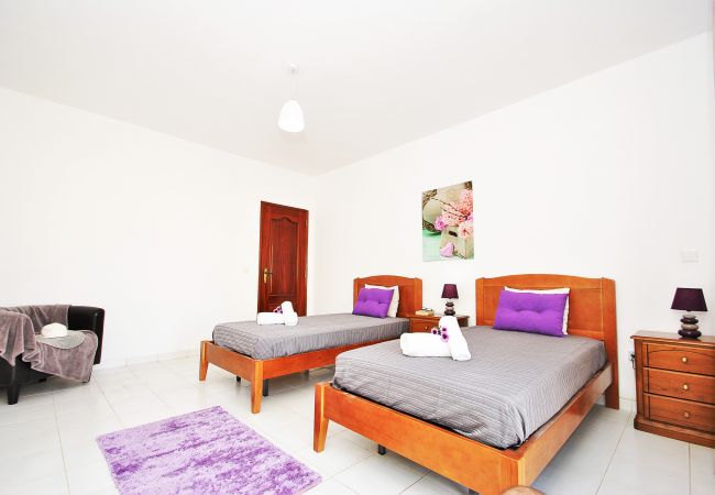 Villa Ibiza (Albufeira) Villa Ibiza (Albufeira)
