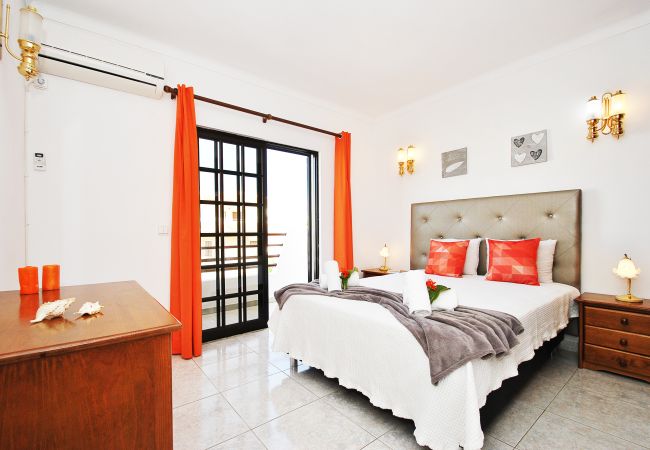 Villa Ibiza (Albufeira) Villa Ibiza (Albufeira)