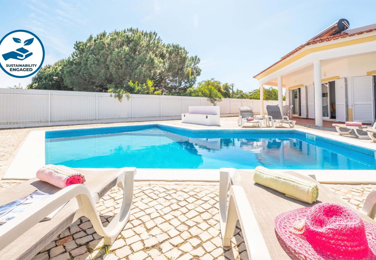 Villa em Albufeira - Villa Bermudas