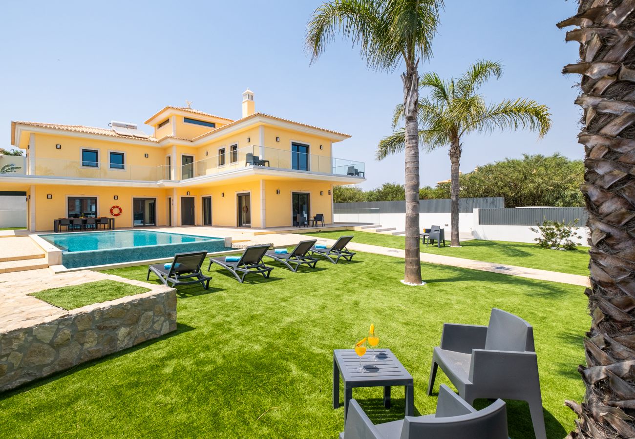 Villa em Albufeira - Villa Coral Bay