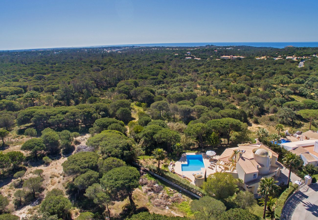 Villa em Almancil - Villa Tulum