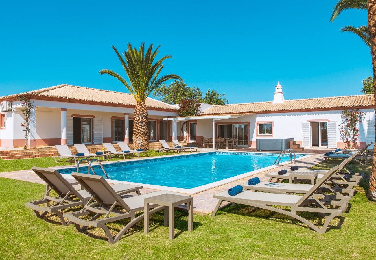 Villa em Albufeira - Villa Las Rosas