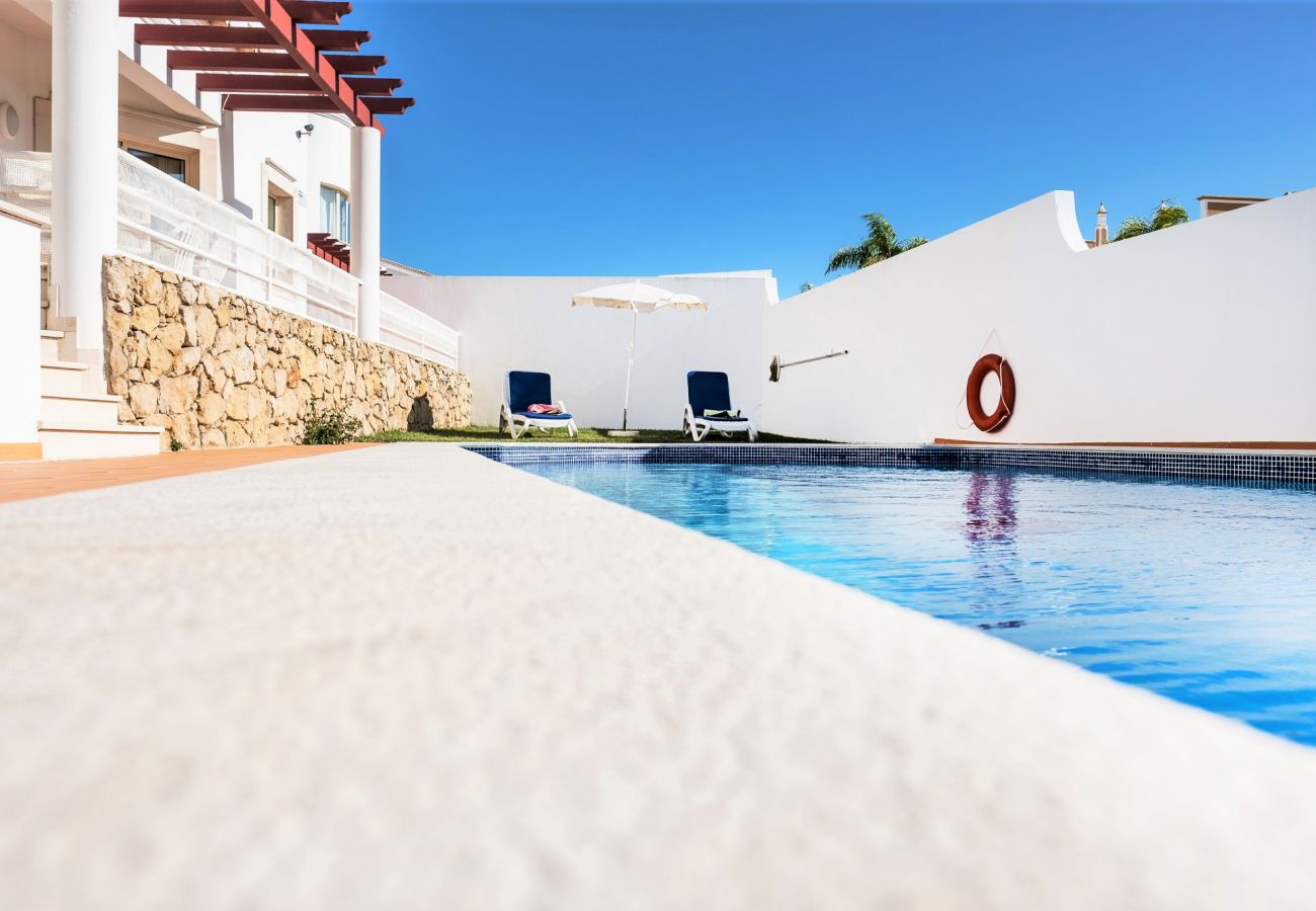 Villa in Albufeira - Villa Melanesia