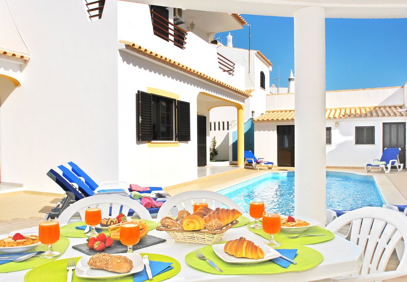 Villa in Albufeira - Villa Ibiza