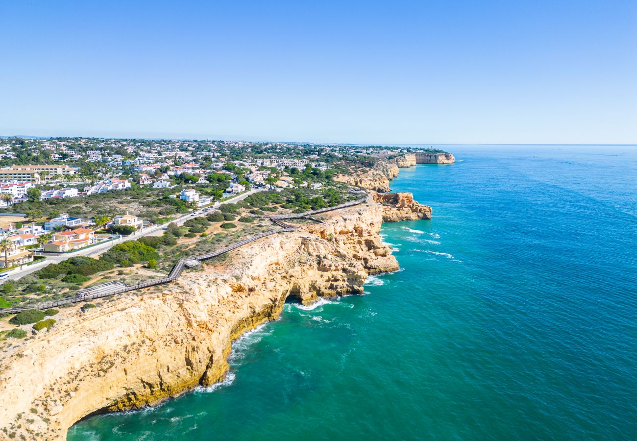 Apartment in Carvoeiro - Apartment Carvoeiro By The Sea 1