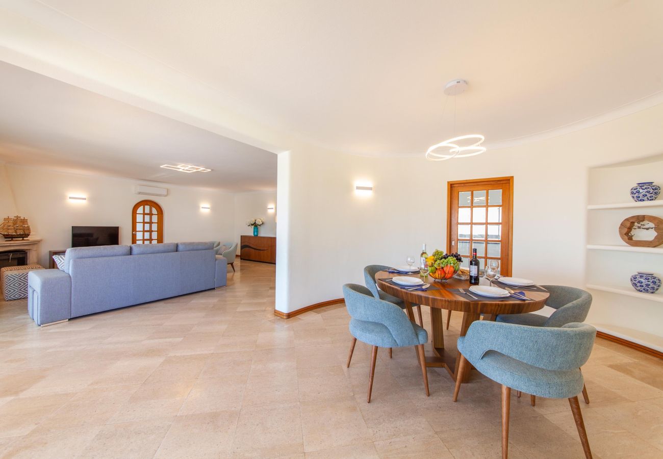 Villa in Albufeira - Villa Serena